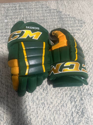Used  CCM 15" Pro Stock HG4PC Gloves Skidmore College Gloves