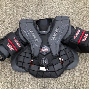 Used Senior Small Vaughn V10 Pro Carbon Goalie Chest Protector
