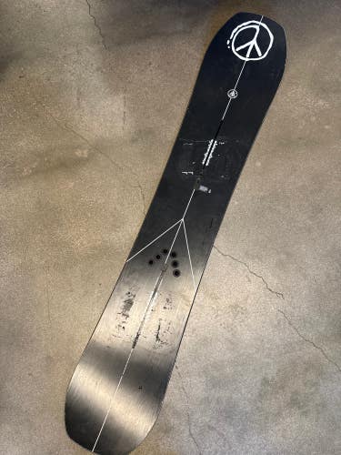 2023 Burton Hometown Hero Snowboard-160cm