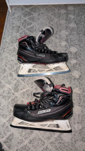 Used Bauer Vapor X900 Hockey Goalie Skates Regular Width 10.5 w/ Pulse TI Blades