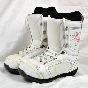 MILLENNIUM THREE SNOWBOARD BOOTS WOMEN SIZE 9