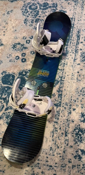 Used Men's Burton Clash Snowboard All Mountain With Bindings