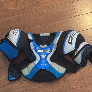 Used Small Bauer S190 Shoulder Pads