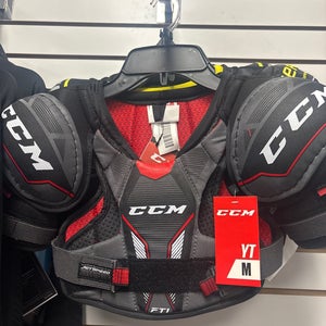 New Youth Medium CCM JetSpeed FT1 Shoulder Pads