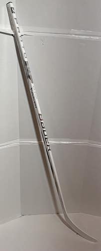 Like New Bauer Right Handed Custom PM9 White Proto R 87Flex tactile grip