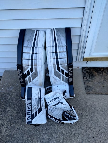 Used 33" +3 Vaughn Ve8 Pro  Regular Goalie Full Set