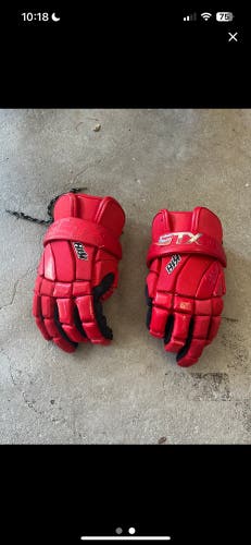 Used  STX Small K18 Lacrosse Gloves