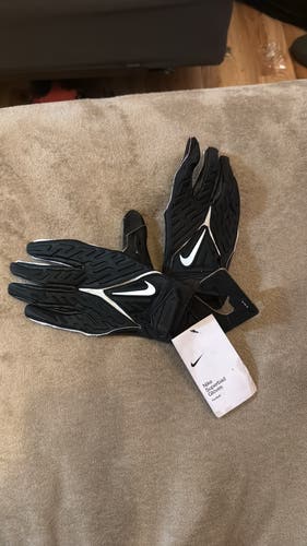 Black New Adult Nike Superbad 6.0 Gloves