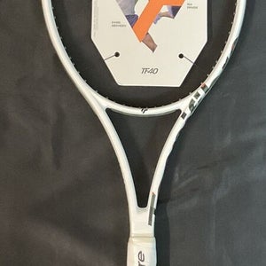Tecnifibre TF40 305g 16x19 98 Grip Size 4 1/4”