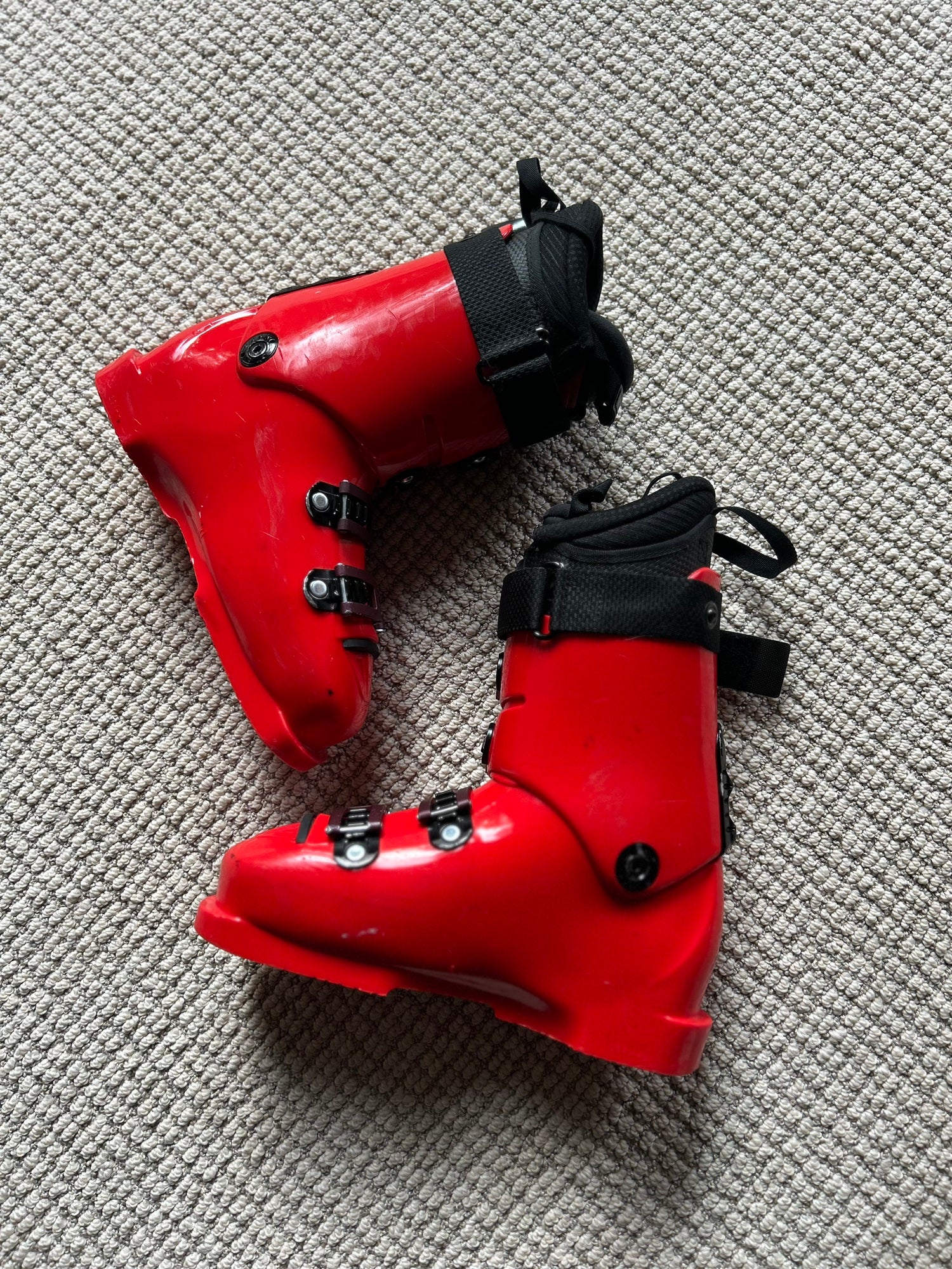 2024 Atomic Redster STI 90 LC Ski Boots - 25.5 | SidelineSwap