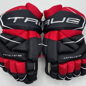 NEW True Catalyst 7X3 Gloves, Black/Red, 11”