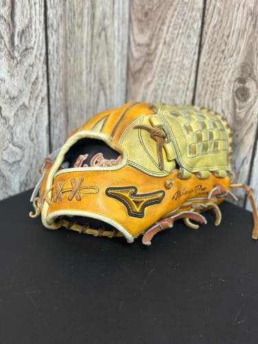 Rare Mizuno Pro Japanese infield/pitcher baseball glove Haga Japan