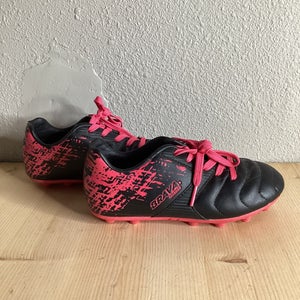 Black Kids 1.5 Used Other Cleats Molded Cleats Brava