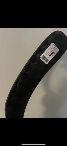 Used Bauer Right Handed PP88 Vapor Hyperlite Hockey Stick