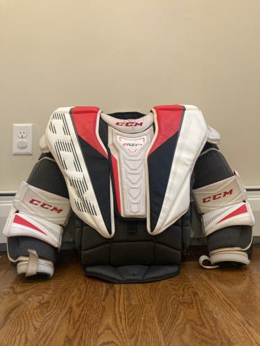Large Senior CCM Eflex 5.9 Goalie Chest Protector (Used)