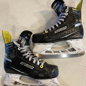 Jr 2.5 Bauer Supreme Ignite Pro Skates