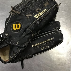 Wilson Right Hand Throw Infield A2115 Baseball Glove 12.5" (Used)