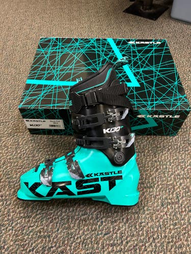 KASTLE K130P Ski Boots - 28.5 Nearly New - With Box