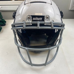 Small Schutt (Used) F7 LX1 Helmet
