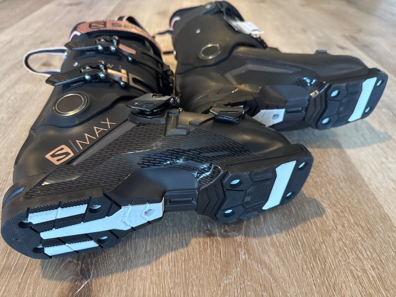 New S/Max 110 W Ski Boots
