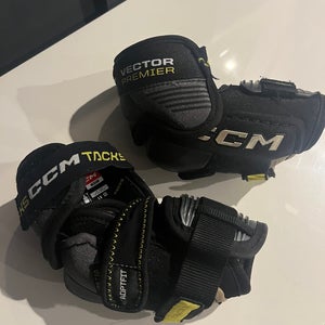 CCM Vector Premier junior medium Elbow pads