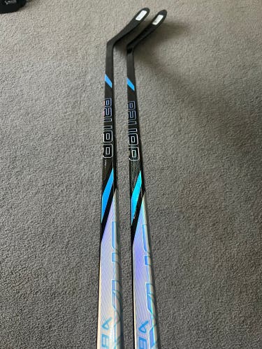 Senior Bauer Right Handed P28&P92 (New) Nexus Tracer Hockey Stick