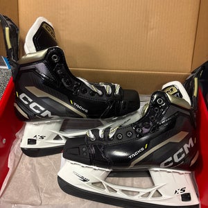 CCM Regular Width  7.5 (New) Tacks Classic SE Hockey Skates