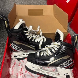 CCM Regular Width  Size 5.5 (New) Tacks Classic SE Hockey Skates