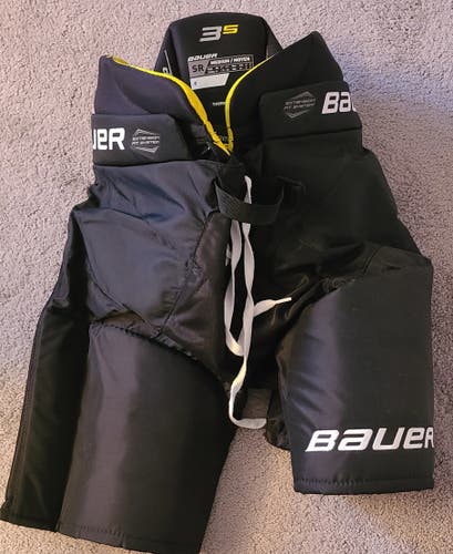 Medium Bauer Supreme 3S Hockey Pants (Used)
