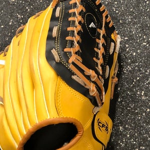Franklin Right Hand Throw Infield 22603 Baseball Glove 12" (Used)