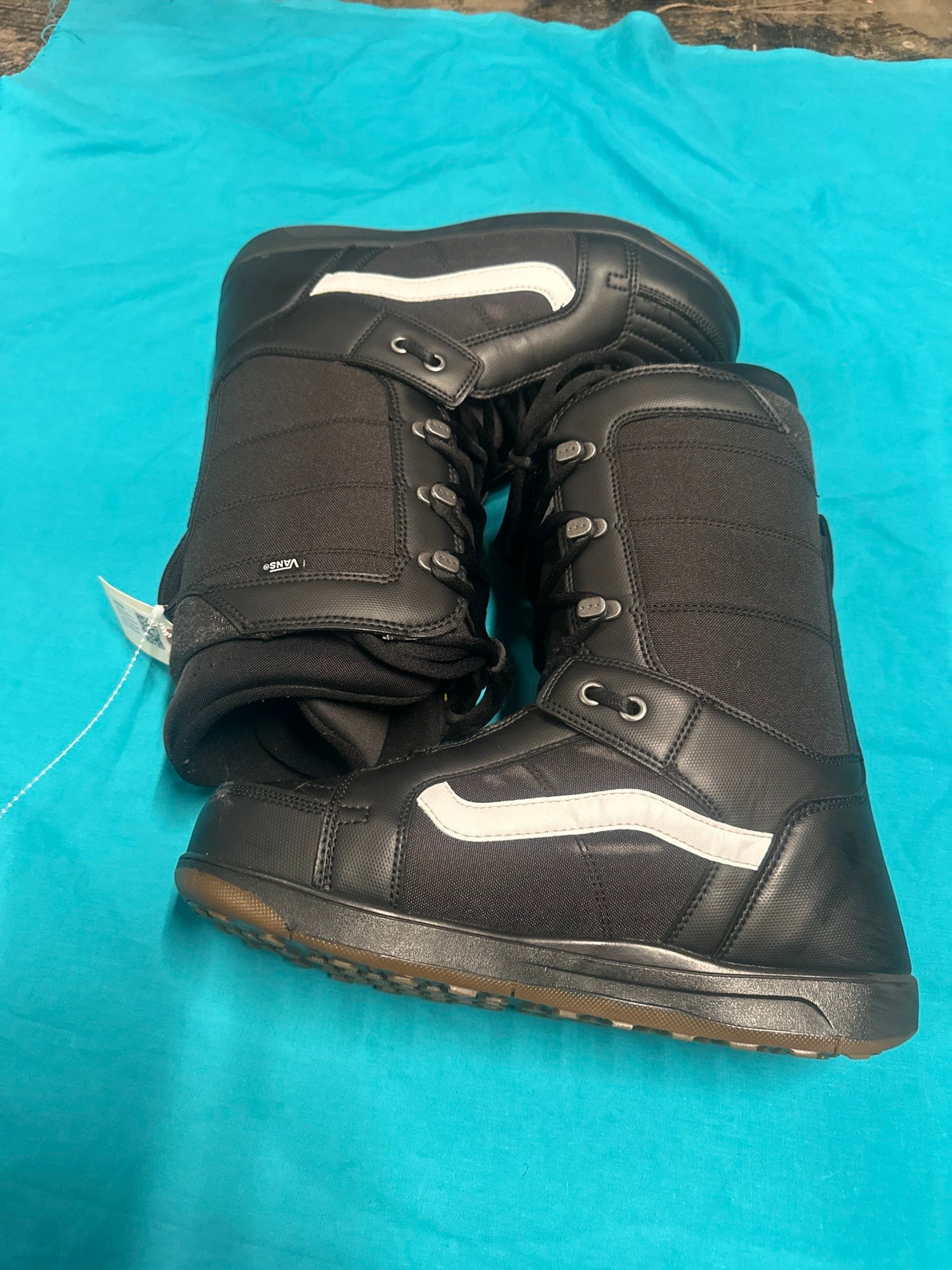 12.5 snowboard boots
