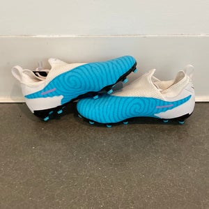 NEW Nike Jr. Phantom GX Academy Soccer Cleats | Men's Size 6