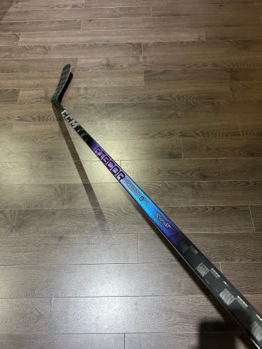 BRAND NEW CCM TRIGGER8 PRO STICK RIGHT P29 FLEX 80