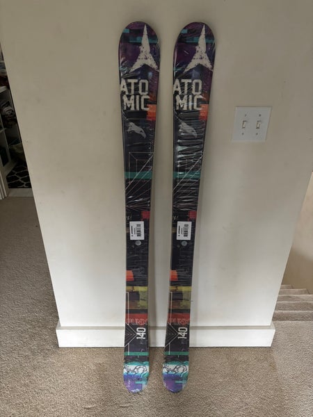 New Atomic Punx Skis 140