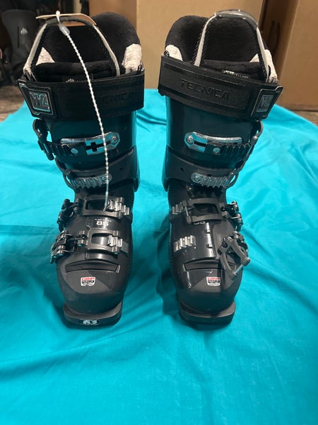 Women's Tecnica Mach Sport LV W All Mountain Ski Boots (Used)