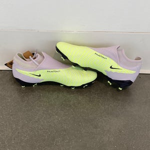 NEW Men's Size 9 Phantom GX Academy DF Soccer Cleats
