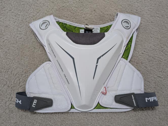 Medium Maverik M5 Shoulder Pads (Used)