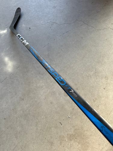 70 Flex P28 Senior CCM Right Hand Pro Stock (Used) JetSpeed FT7 Pro Hockey Stick