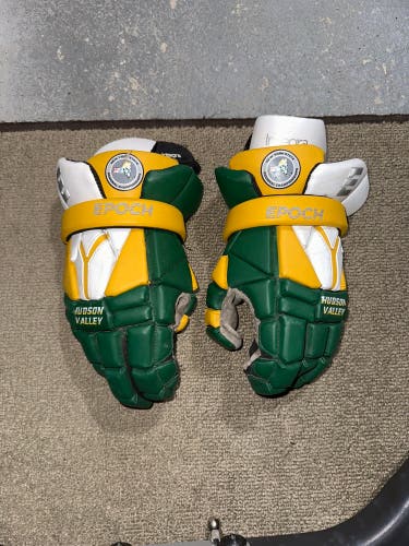 Used Epoch Large Integra Lacrosse Gloves