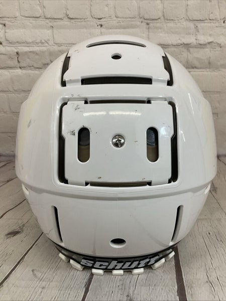 Schutt Youth F7 MISSING CHINSTRAP and BUTTON Football Helmet Extra Large