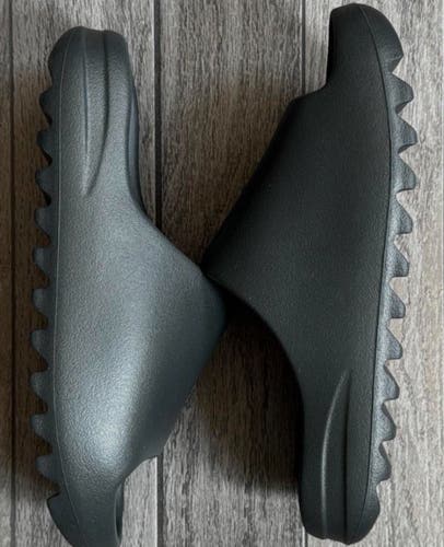 New Size 11  Black Onyx Adidas Yeezy Slide Sandals