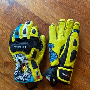 Yellow Adult Unisex Level (Used) Gloves