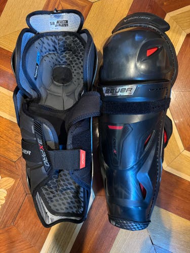 Bauer Vapor 3X Pro Hockey Shin Gaurds- Senior