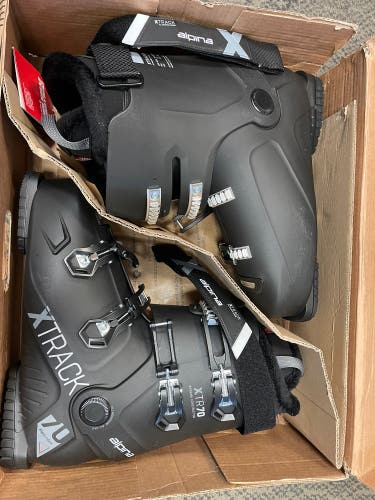 Alpina (New) X-Track 70 Ski Boots 325