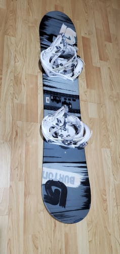 Used Burton snowboard LTR 125cm+Burton binding Sz S.