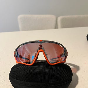 Unisex One Size Fits All Oakley (New) Jawbreaker Sunglasses