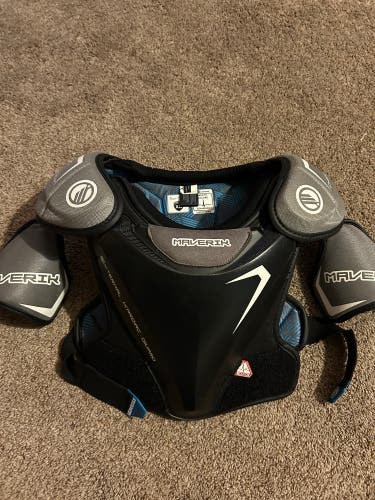 XS Maverik (Used) Charger Shoulder Pads