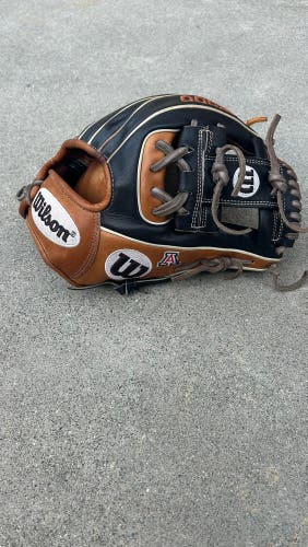 Arizona Issued Wilson A2000 1786