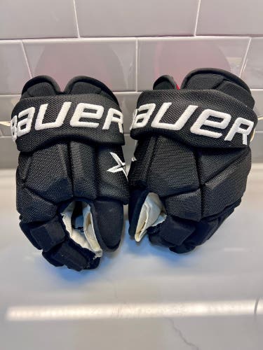 13” Pro Stock Bauer Hockey Gloves Game Used Boston Bruins