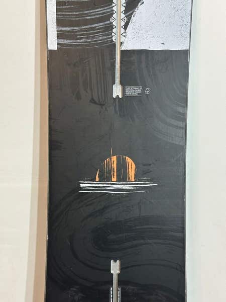 2329 Burton Flight Attendant Directional Camber Mens Snowboard